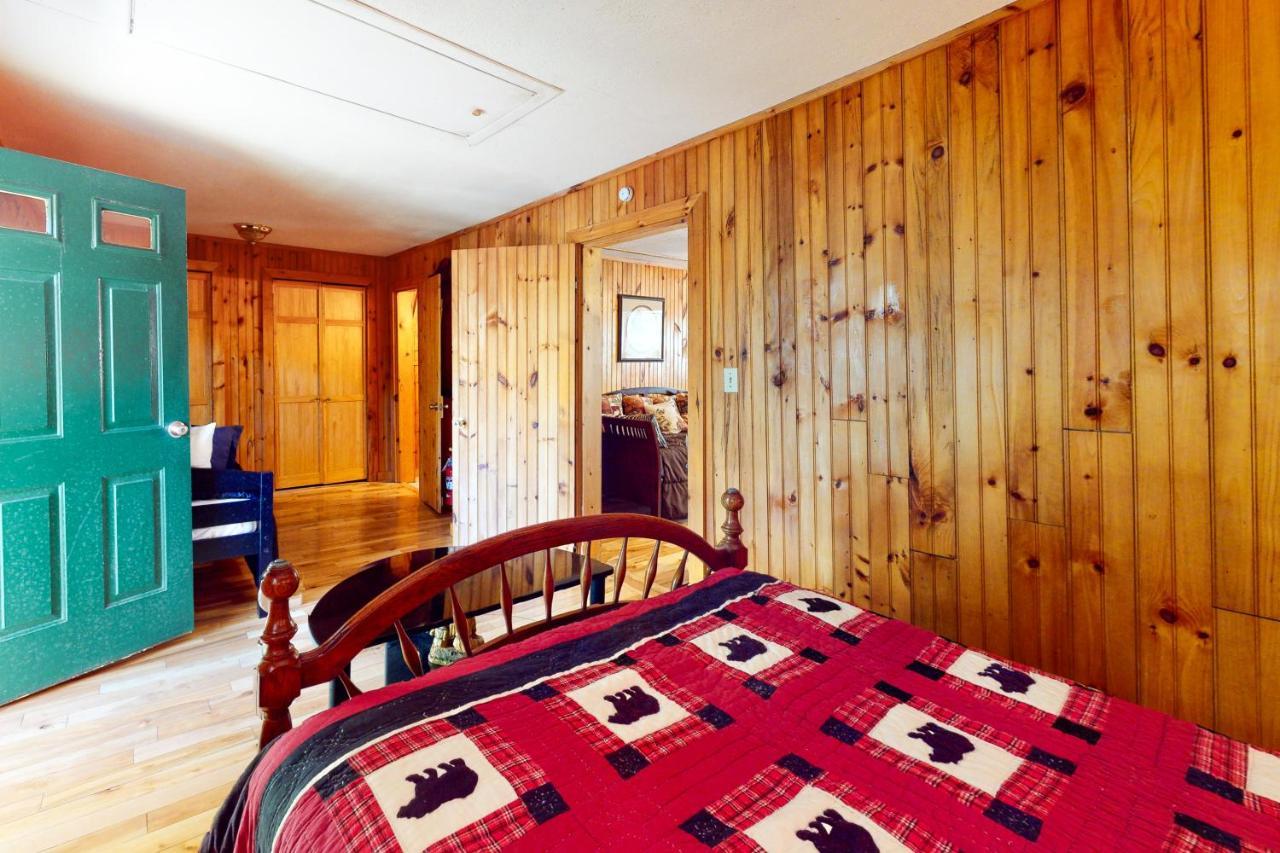 Tweeting Brook Villa Gatlinburg Exterior photo